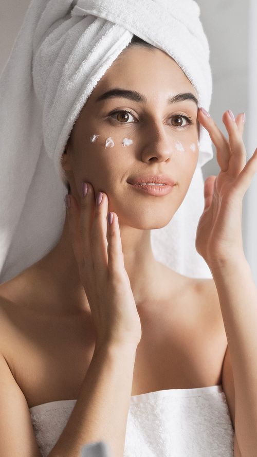 Eye cream, skincare, eyecare tips 